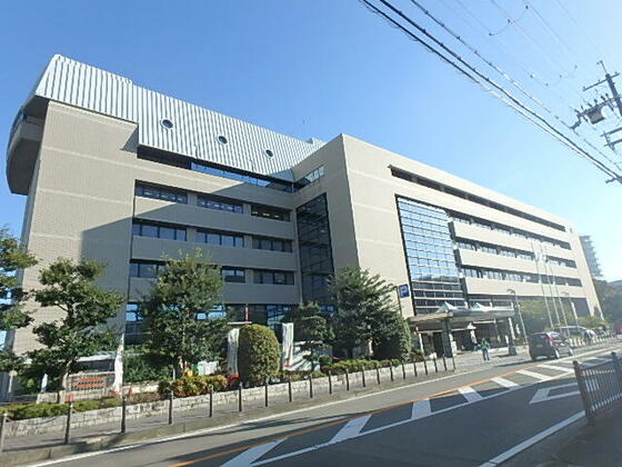 役所　川西市役所（役所）まで261m