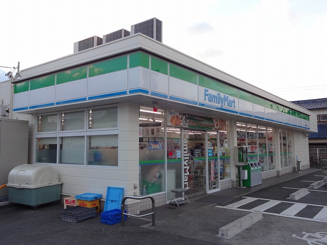 コンビニ　ファミリーマート 垂水区役所前店（コンビニ）まで325m