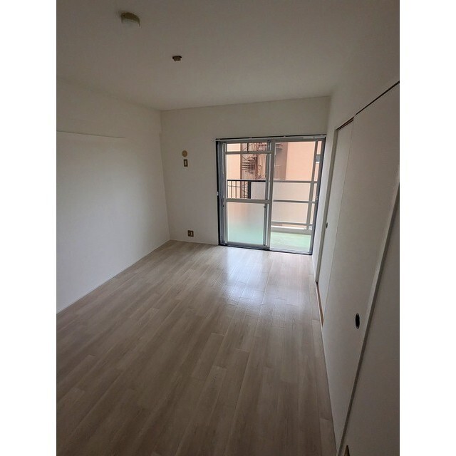 居室・リビング　洋室