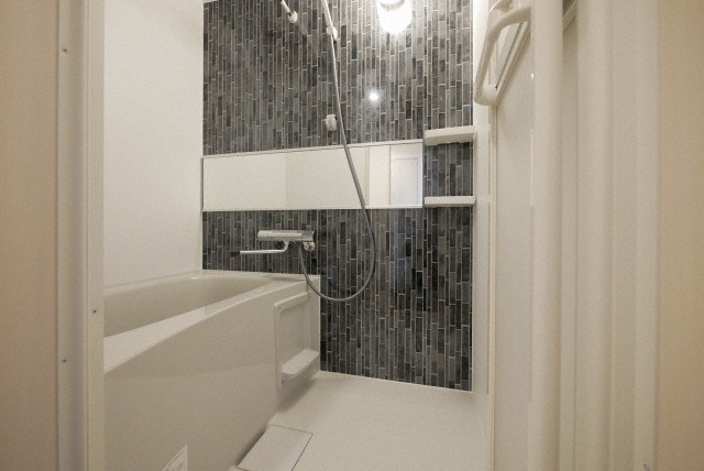 バス・シャワールーム　バス・シャワールーム