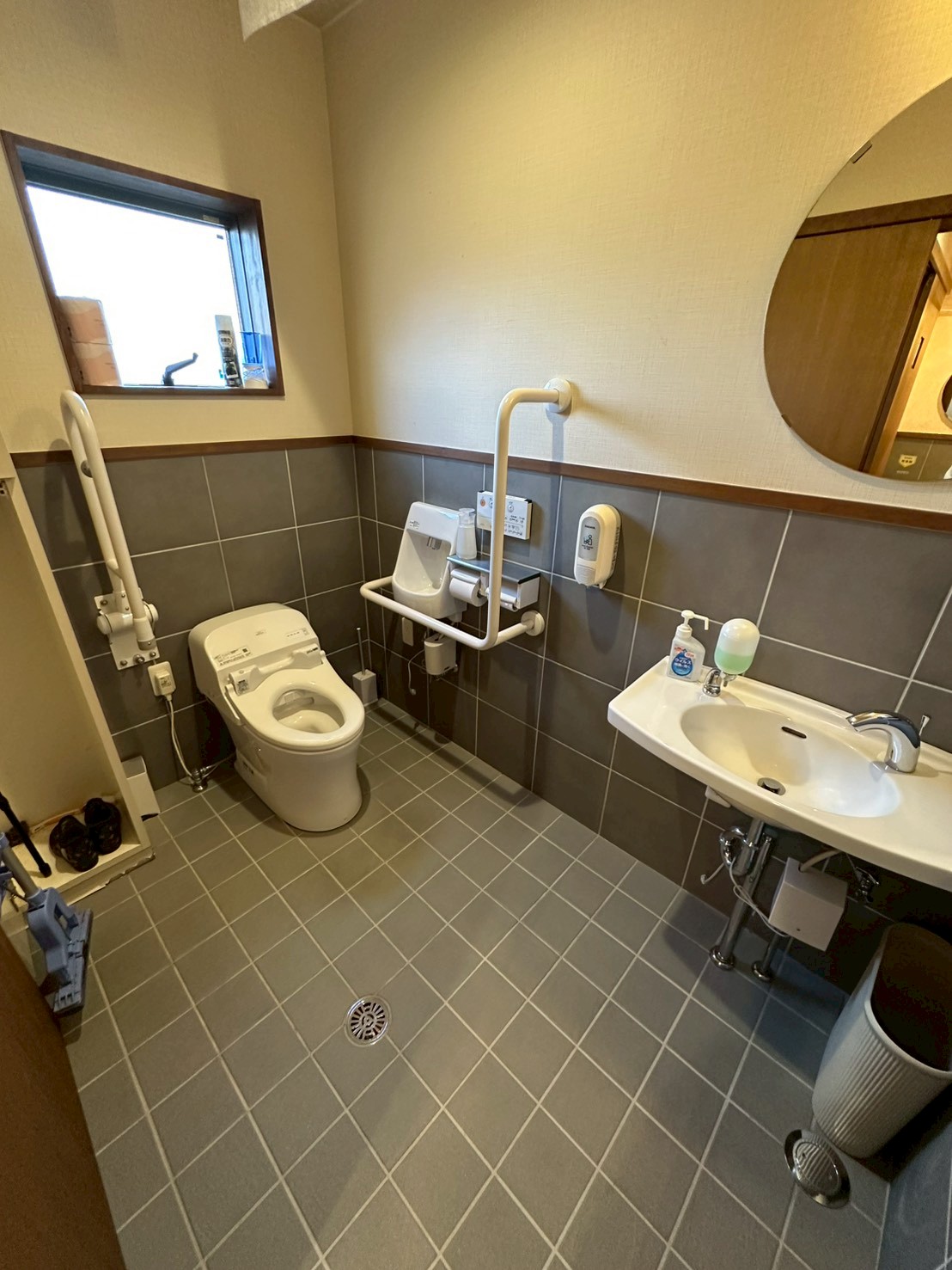 トイレ　残置物については相談