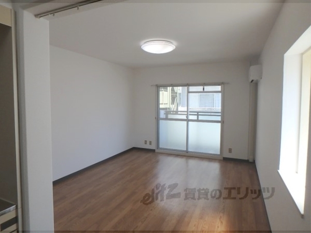 居室・リビング　洋室