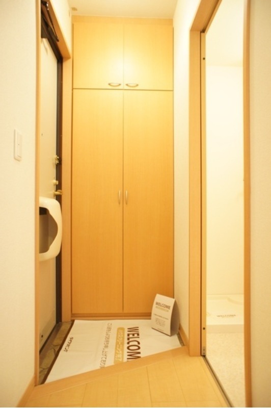 玄関　図面と現状が相違がある場合には現状を優先．．．