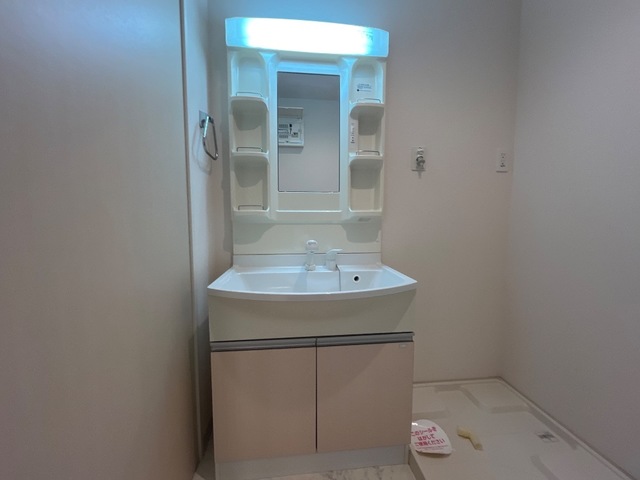 洗面設備　洗髪洗面化粧台