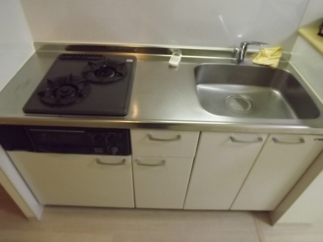 キッチン　２口ガスコンロのシステムキッチン