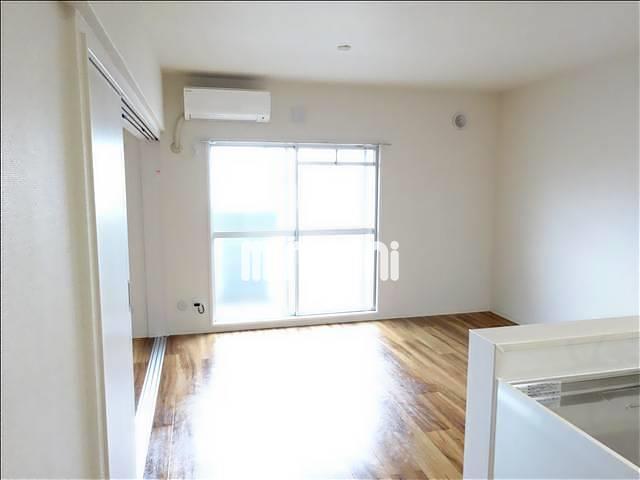 居室・リビング　エアコン１台付きです