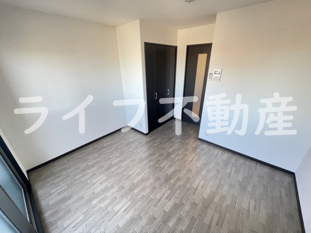 居室・リビング　ゆったり過ごせる居間です