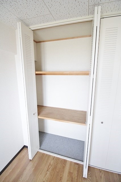 収納　クローゼット