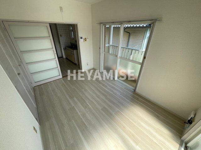 居室・リビング　※反転間取りのお部屋の画像です※現況を優先します