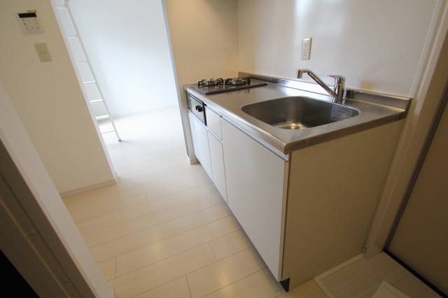 キッチン　１０１号室室内参照