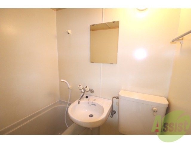 洗面設備　コンパクトな洗面！