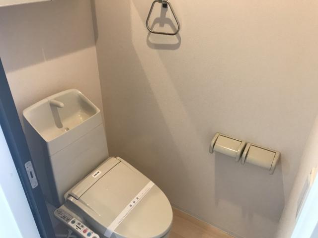 トイレ　シャワー付トイレ