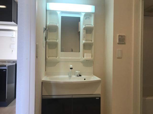 洗面設備　洗髪洗面化粧台