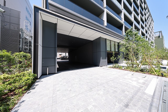 エントランス　エントランス