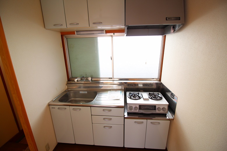 キッチン　コンロは残置物です