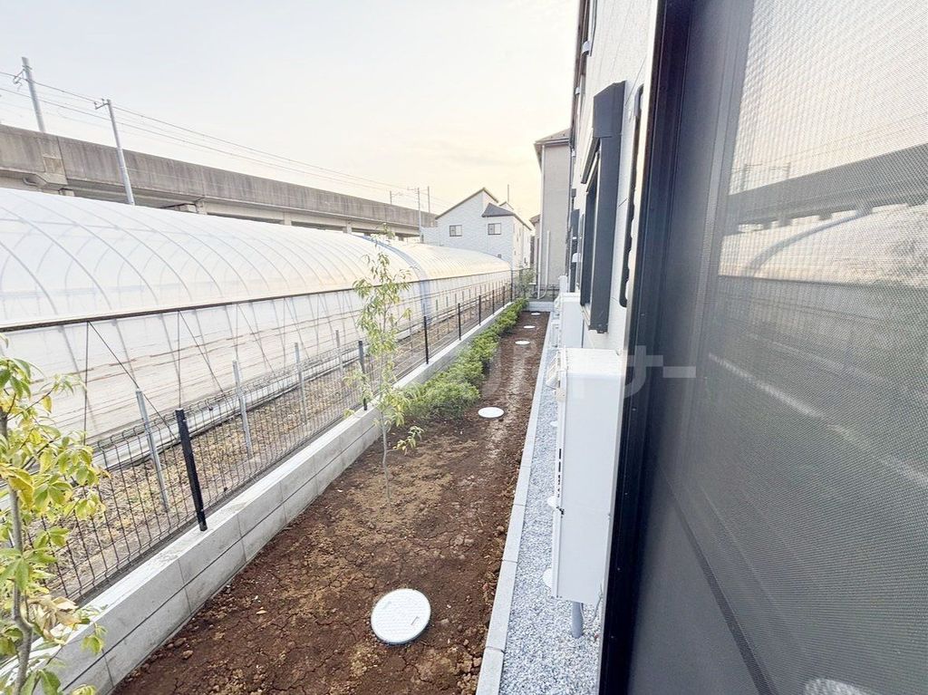 バルコニー　庭