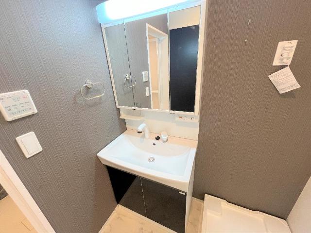 洗面設備　洗髪洗面化粧台（イメージ）