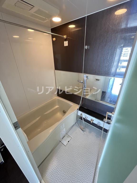 バス・シャワールーム　他部屋参考写真です。