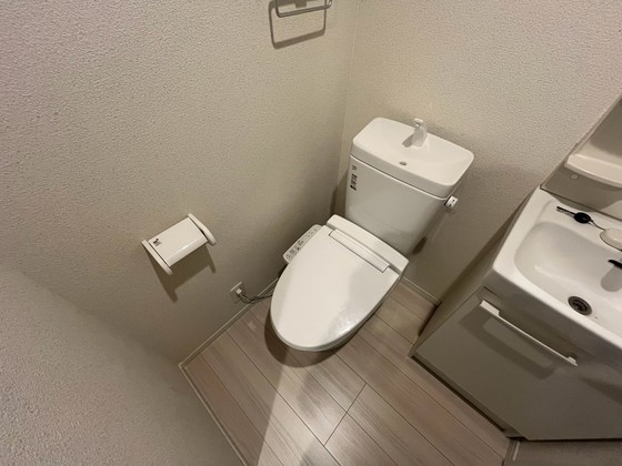 トイレ　※別部屋の写真です