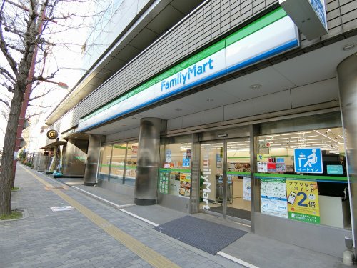 コンビニ　ファミリーマート 江坂駅北店（コンビニ）まで283m