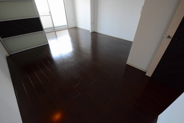 居室・リビング　エアコン付きで初期費用を抑えられます♪