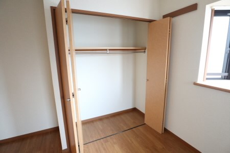 収納　※別部屋の写真です