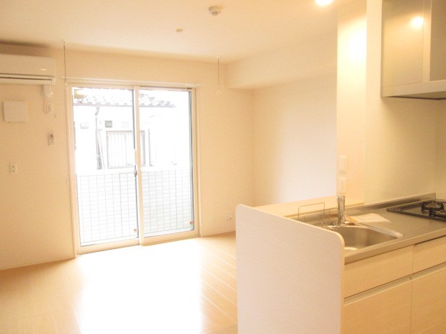 居室・リビング　別部屋参照