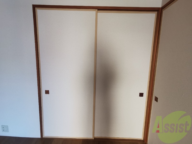 収納　６帖の洋室にある収納です！中はお楽しみに～！