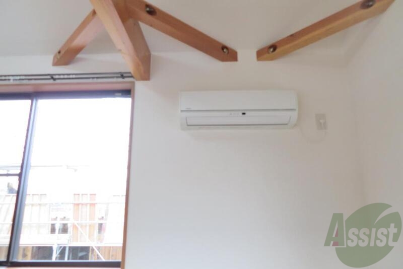 その他設備　エアコンが入居時から付いて暑い夏も快適です。