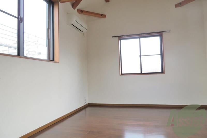 居室・リビング　５帖ロフト付きの１Ｋのお部屋のご紹介です。