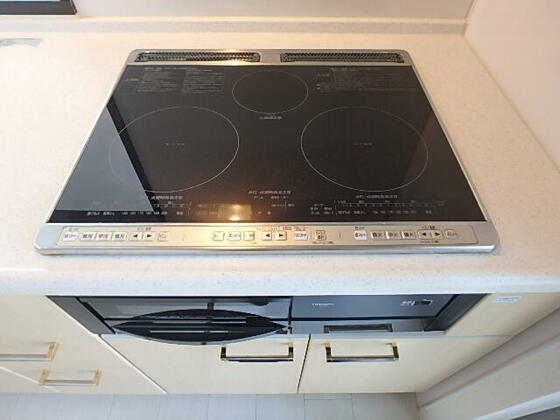 その他設備　ＩＨ３口コンロ