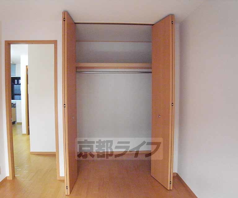 収納　奥行きのある収納です。