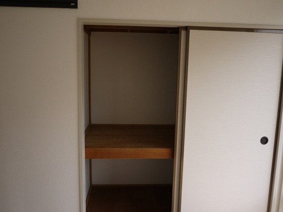 収納　※別号室の写真です