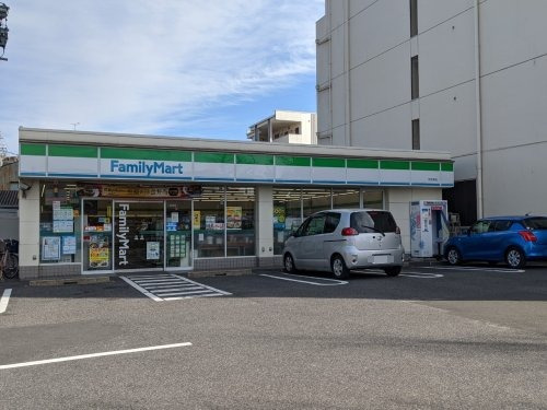 コンビニ　ファミリーマート 今池南店（コンビニ）まで113m