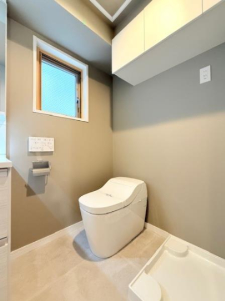 トイレ　別部屋参考写真