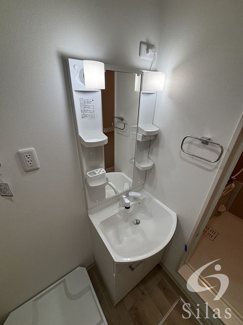 洗面設備　同仕様