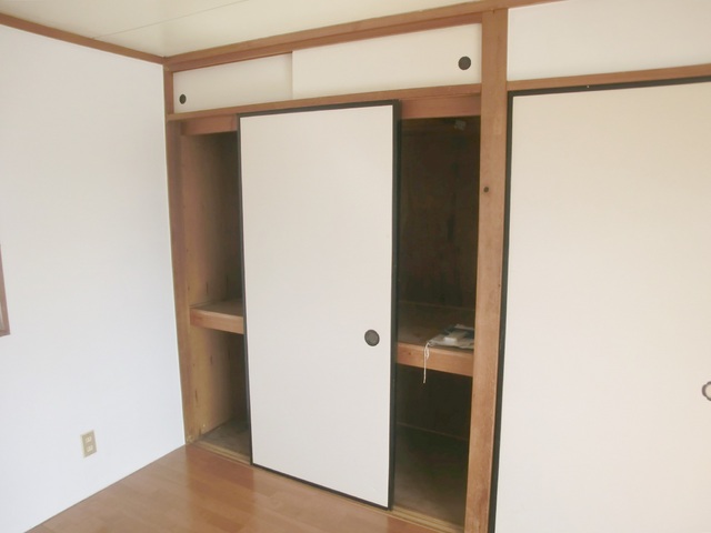 収納　天袋付の収納です。