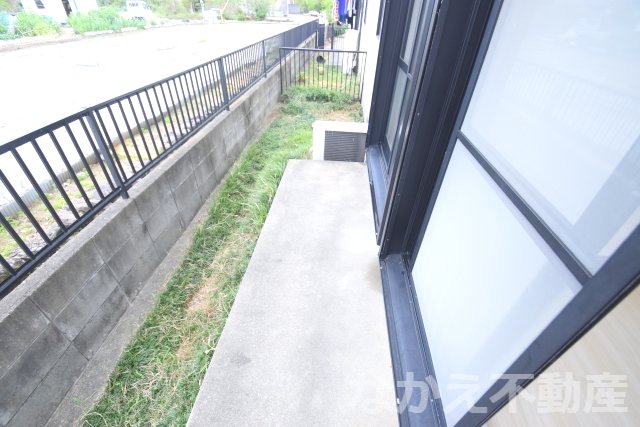 バルコニー　バルコニーがあります