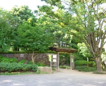 公園　牟礼の里公園（公園）まで1901m