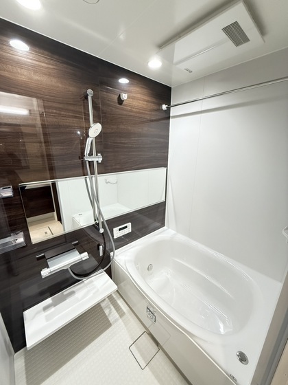 バス・シャワールーム