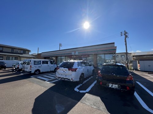 コンビニ　セブンイレブン(大豆一丁目店)（コンビニ）まで427m