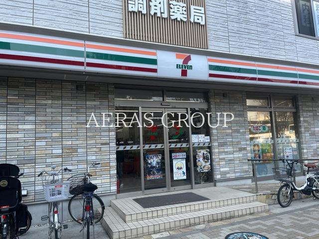 コンビニ　セブン-イレブン 流山おおたかの森駅西口店（コンビニ）まで197m