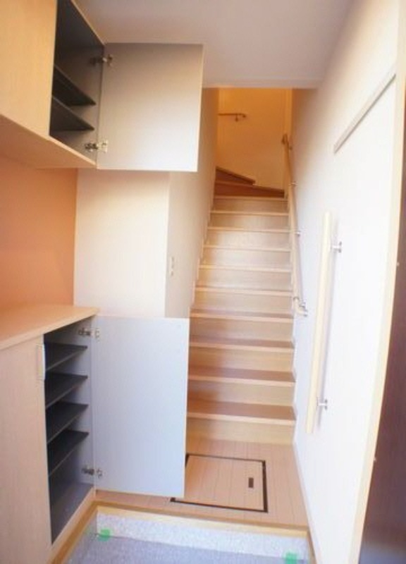 玄関　図面と現状に相違がある場合には現状を優先