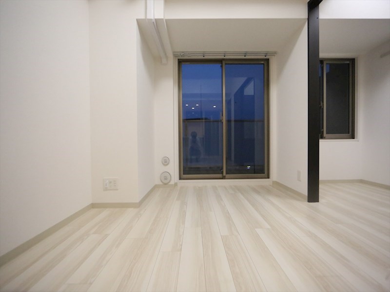 バルコニー　ＤＫ9.2帖　洋室2.5帖　エアコン完備　バルコニー