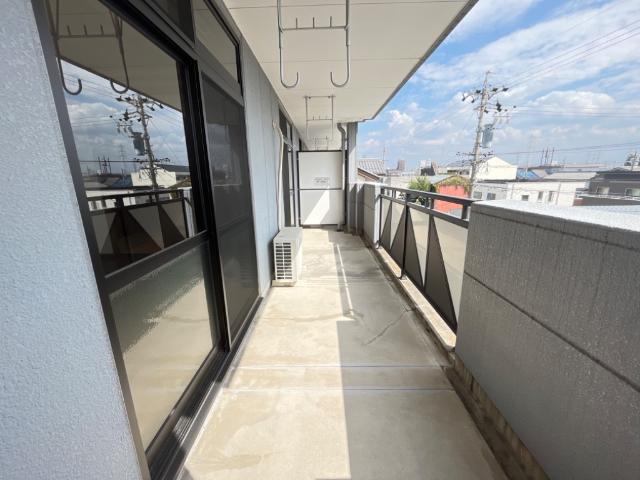 バルコニー　ベランダ