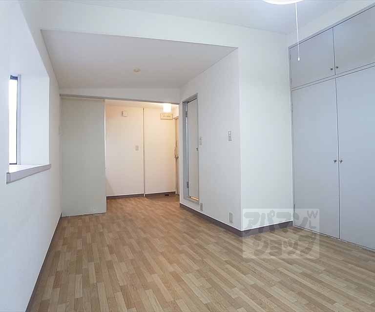 居室・リビング　洋室