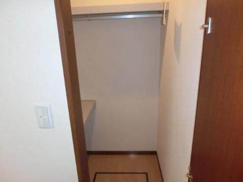 収納　収納（イメージ）