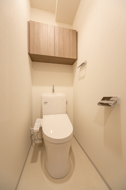 トイレ　※写真は同タイプ住戸です。