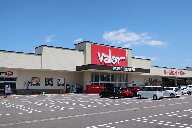 ホームセンター　ホームセンターバロー（ホームセンター）まで1000m