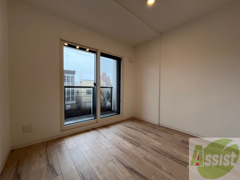 その他部屋・スペース　広々していて使いやすい洋室になっていました！